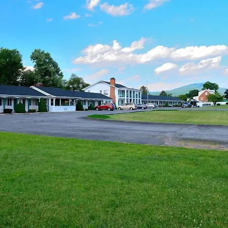 The Cardinal Inn-2